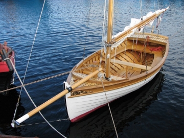 Classic sailboat Askold-15